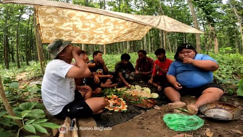 Spicy Chicken Feet Mukbang, Chicken Feet Cooking and Eating with Mixed Salad in Jungle Nepali Style