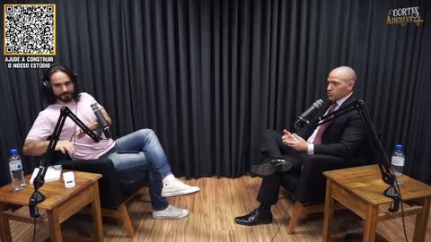 Profº HOC sobre IDENTIDADE BRASILEIRA À Deriva Cortes