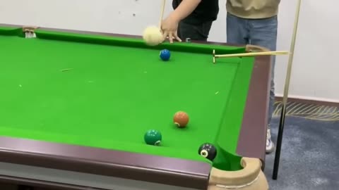 Funny Video Billiards million views p277