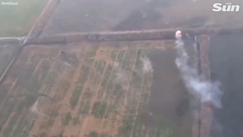Ukrainian marines bombard Russian vehicles and troops with deadly airstrikes