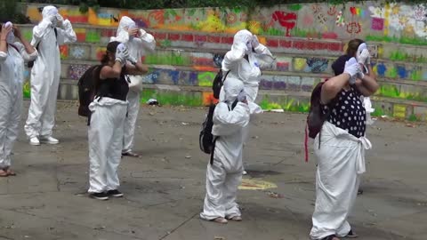 Les Masques Blancs Lyon l'école des larmes 24 juillet place guichard