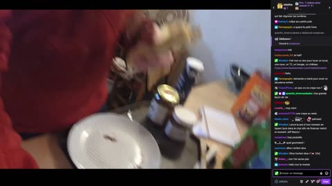 2023-02-16 (2bis.2) - Il mange toutes les crêpes - Twitch Triskelina (version avec chat)