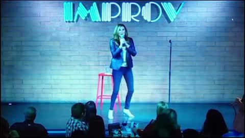 Comedian Heather McDonald passes out on stage after Jesus & Vaccine joke.