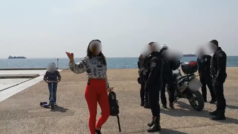 ΘΕΣΣΑΛΟΝΙΚΙΑ ΞΕΦΤΙΛΙΖΕΙ ΜΠΑΤΣΑΚΙΑ ΔΙ.ΑΣ.