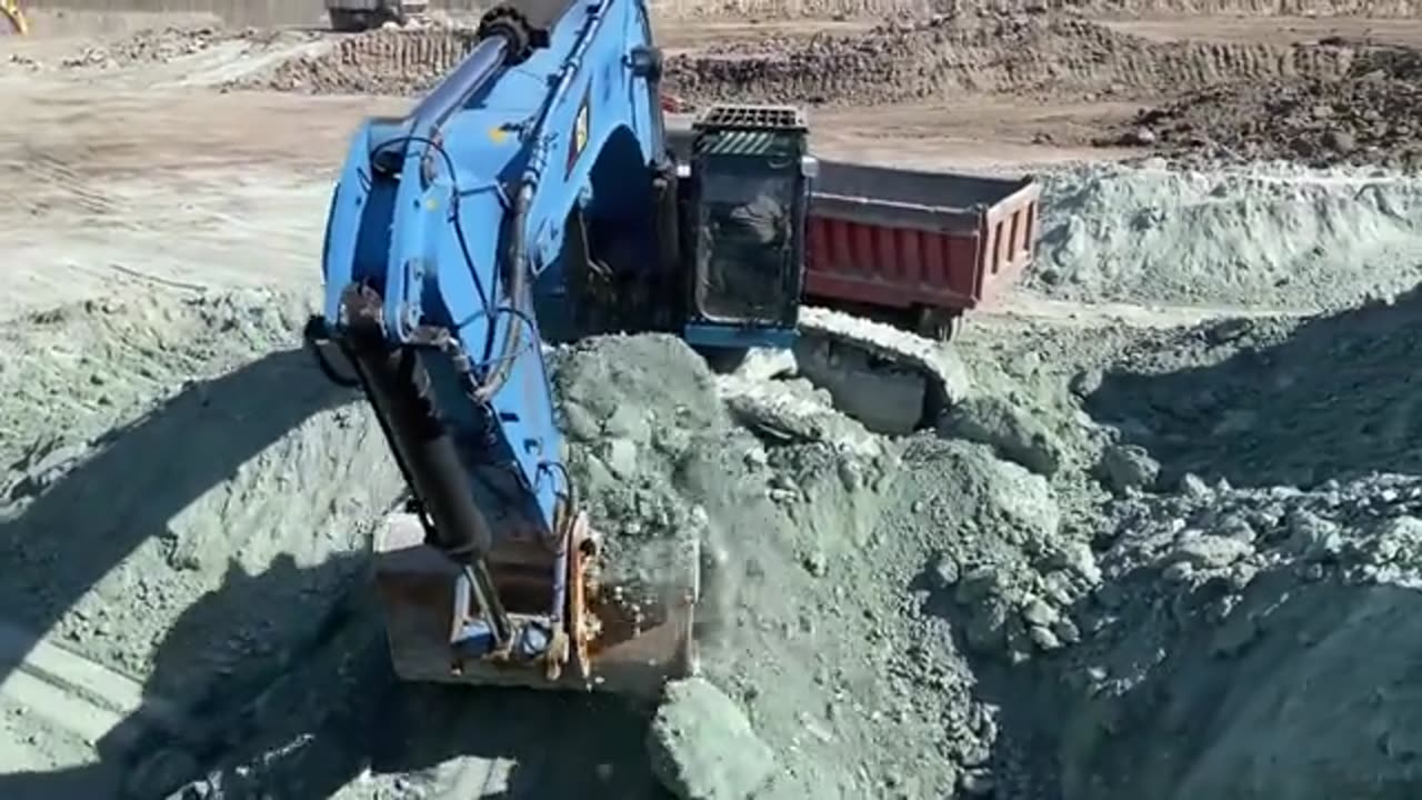 big excavator #excavator excavation #excavator excavation - (9)