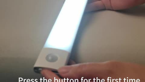 Ultra-thin LED Cabinet Light Rechargeable Motion Sensor Light USB Night Lights