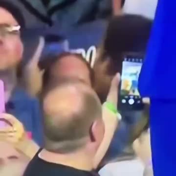 Pay close attention to the guy with the black phone!