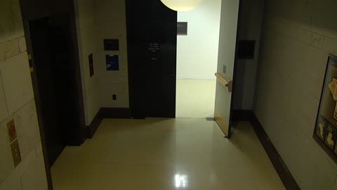 7088CVCLLSenateAtrium_2021-01-06_12h20min01s523ms.mp4