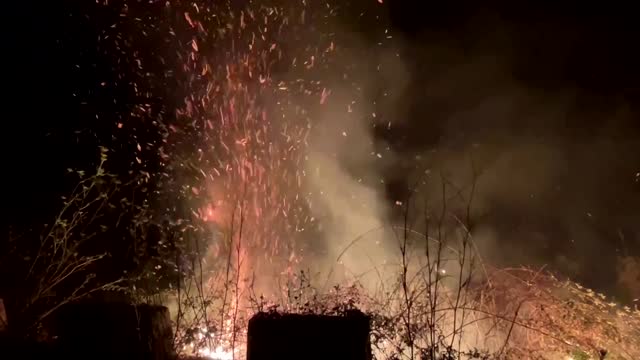 Wildfires rage overnight in Spain