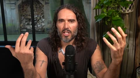 Russell Brand Reacts To Viral Canadian Kids Slamming Unvaxxed