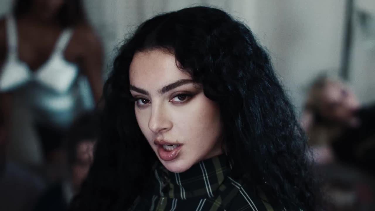 Charli xcx - 360 (official video)