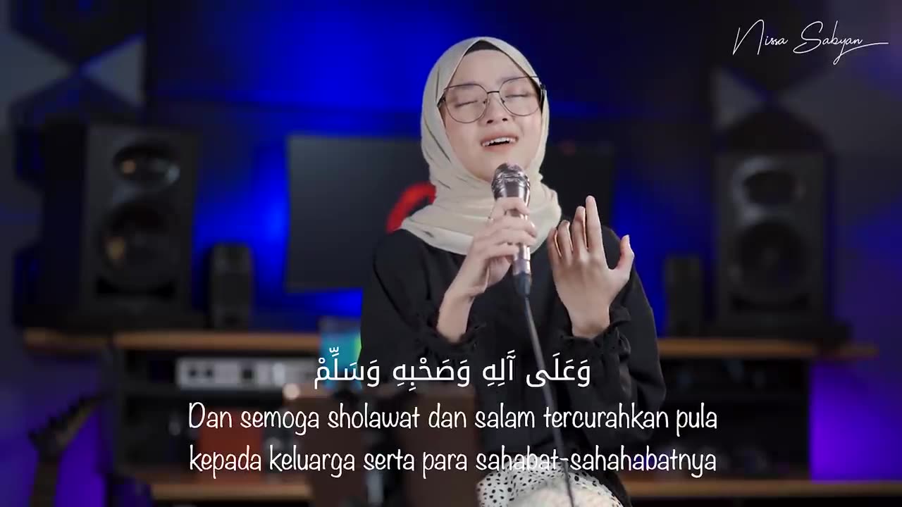 Sholawat Thibbil Qulub Cover by NISSA SABYAN