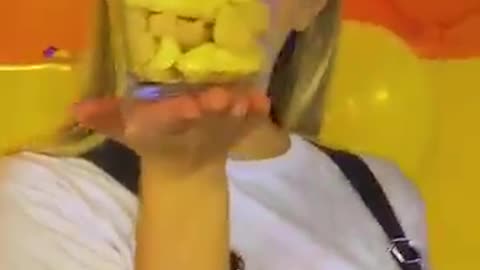 Tente não rir