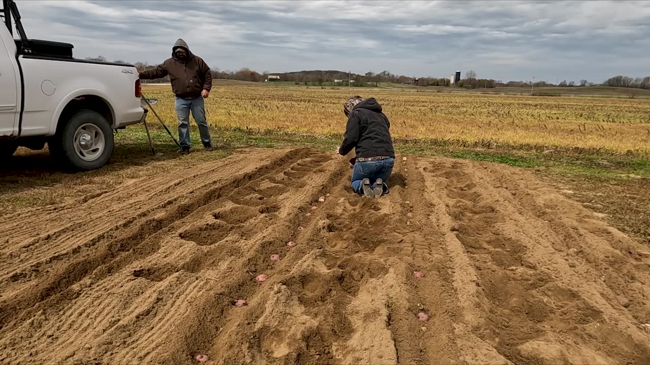 Farmer Shows Off Her HUGE White Thong Slip