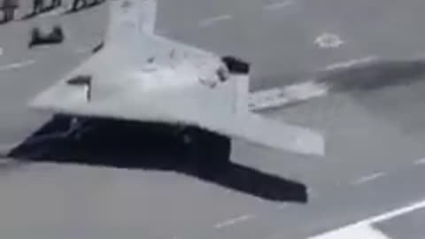 Top Gun (Maverick): Pilots being replaced with drones?!