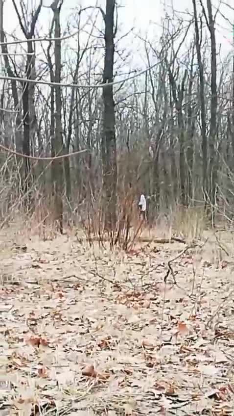 Comrades Ukrainian servicemen, brothers! If you still get into a clash, throw out the white flag