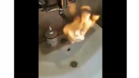 How Do You Make FIRE from WATER? East Palestine