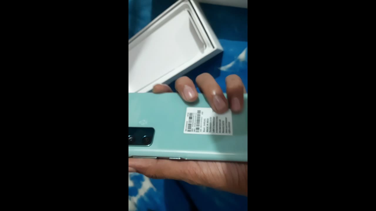 Samsung galaxy s20 fe 5g Unboxing