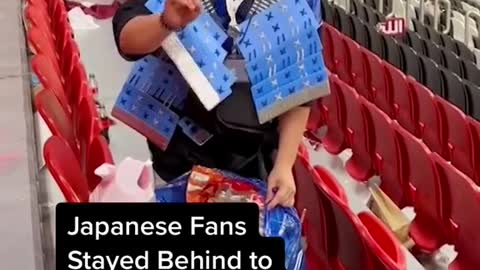 Japanese FansDHOStayed Behind toClear Up Stadium AfterWorld Cup Match