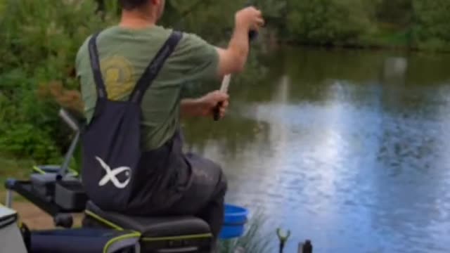 Another day on the bank with Widget!