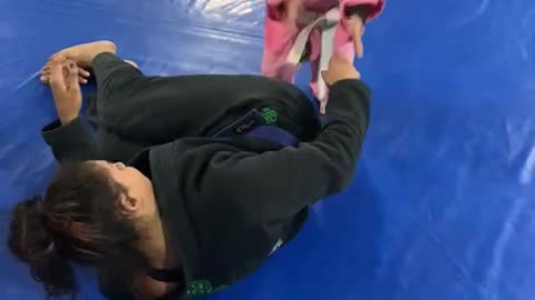 treino de jiu-jitsu infantil. Com Giovanna Carneiro