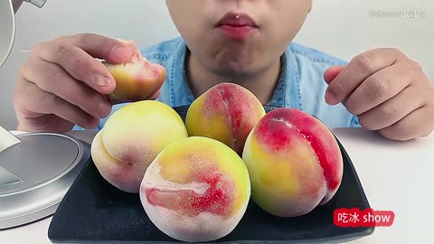 Eat 7 frozen peaches and listen to a different chewing sound!