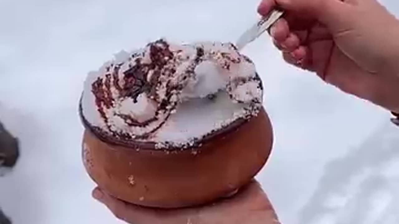 Village Life in Snow ❄ 😍 ♥