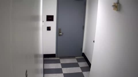 6149RHOBG3G301CStairwayLobbyEntry_2021-01-05_02h00min00s520ms.mp4