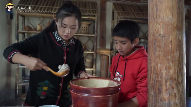 Cooking Pork Fish and Chicken for Chinese New Year Feast