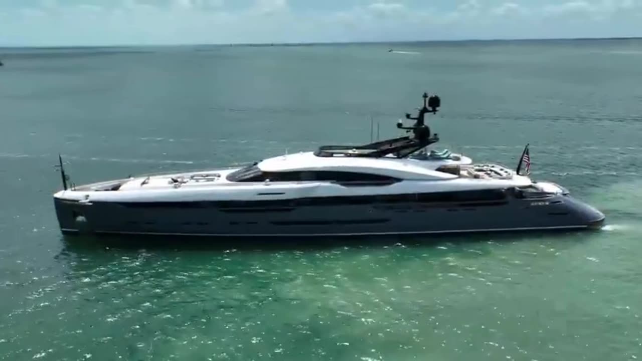 MrBeast | $1 Vs $1,000,000,000 Yacht? | MrBeast