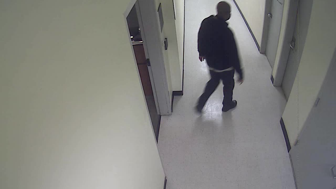 8802VZN06Elevator_2021-01-05_06h20min02s617ms.mp4