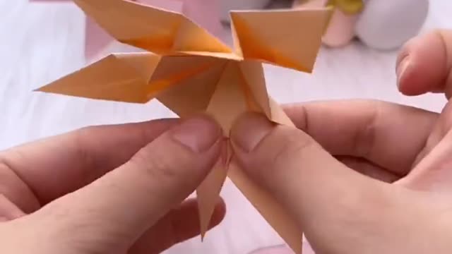 Paper Craft Do-It-Yourself Activity - We Are Making Paper Flowers 🌸🏵️🌼