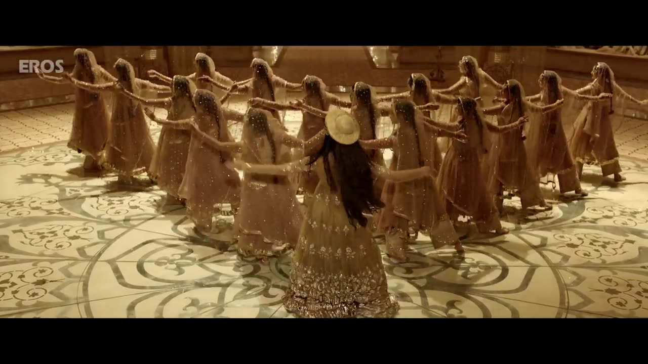 Deewani Mastani Song