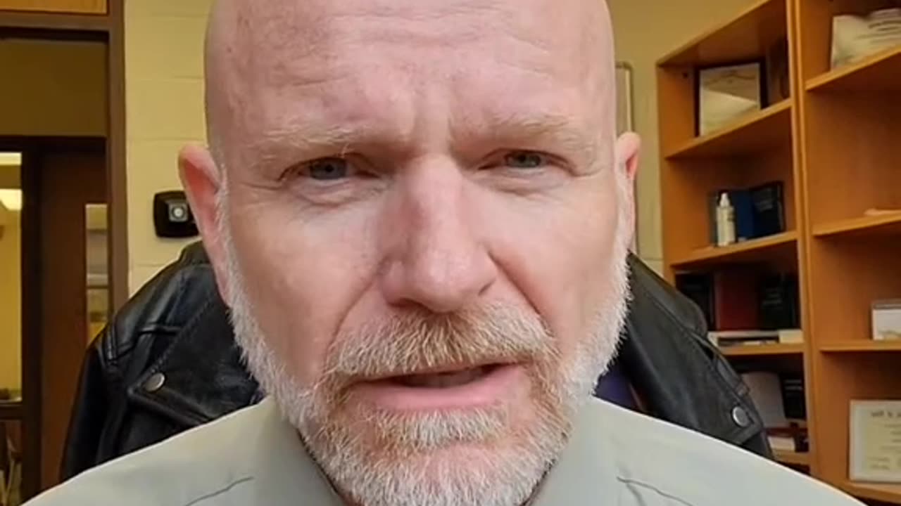 Does worst case equal expected case?