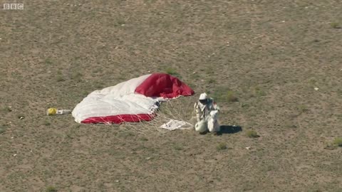 jumping from the space |space dive|