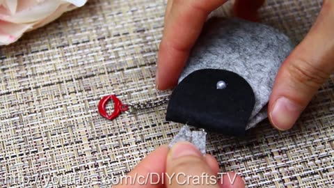 DIY BACKPACK TRINKET GIFT TUTORIAL FAST