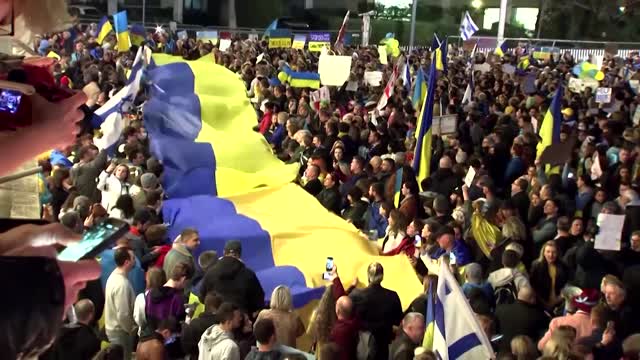 Protesters across the world rally for Ukraine