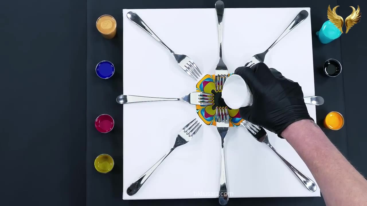 A must-see is Fluid Painting with Forks