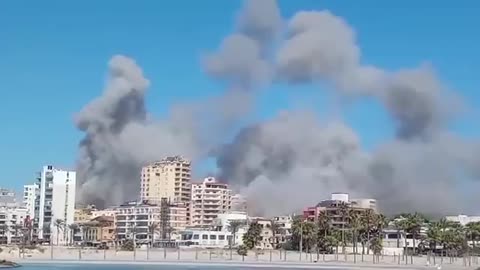 Israel bombardea la histórica ciudad de Tiro