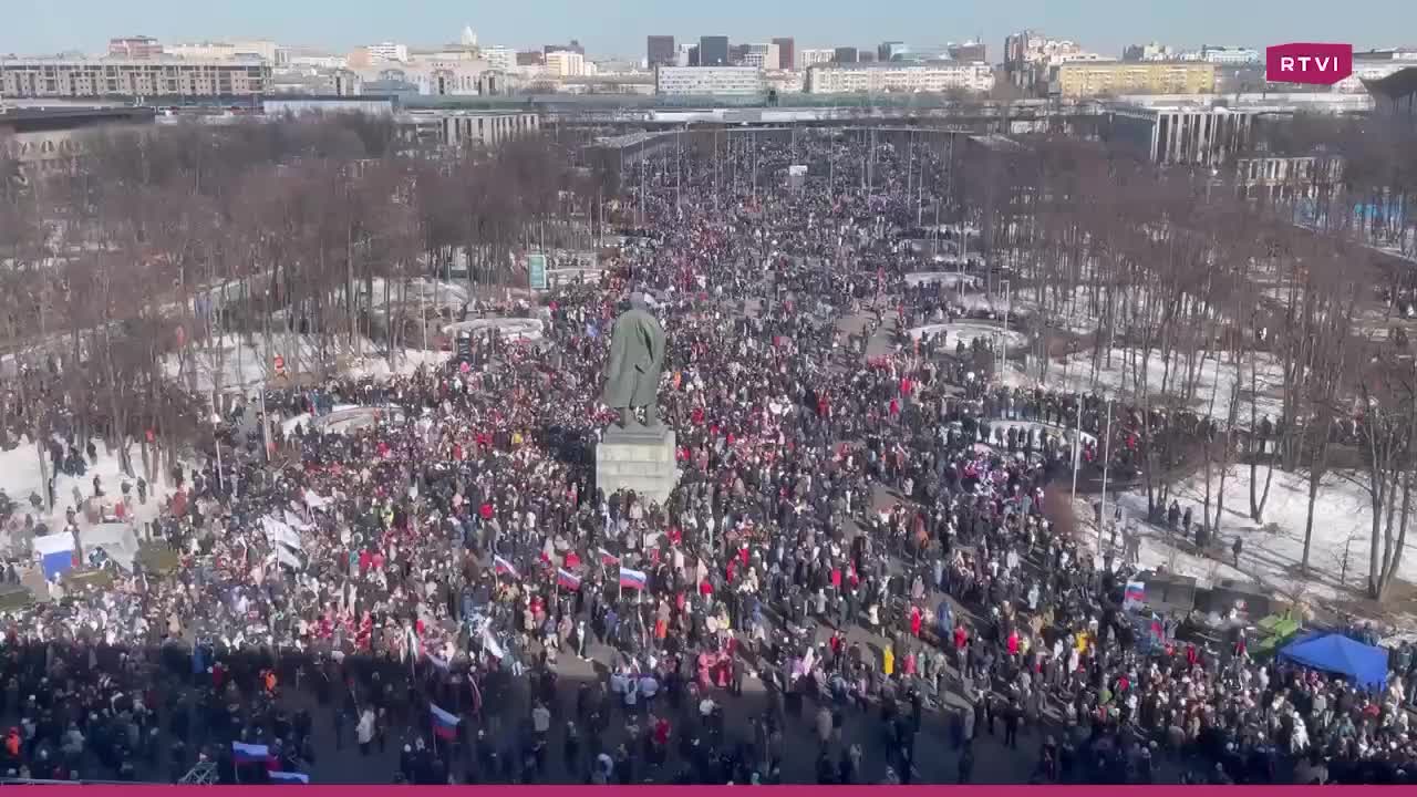Rally in Moscow in support of the Russian army has already exceeded 200,000 people