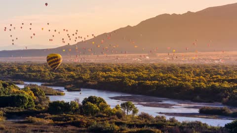 Flying with Balloons Watch The Adventure - Time Lapse