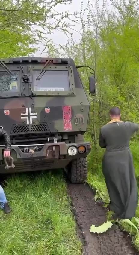 Fake Priest Blesses American HIMARS with a fascist cross