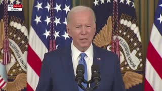 Clueless' Joe Biden 'panics' after Elon Musk question