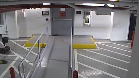3002RHOBG1Lobby1ECB_2021-01-05_00h20min00s393ms.mp4