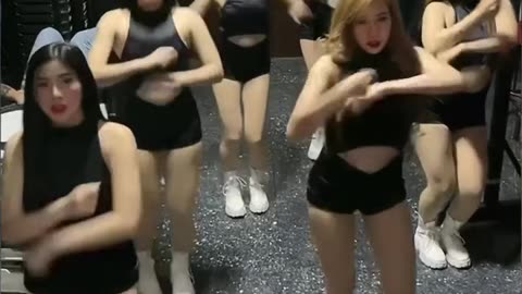 Go girls Dance