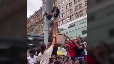 The Ass That Shut Down NYC