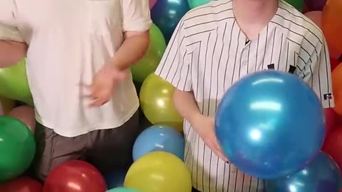 I filled a room with 1000 balloons!