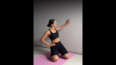 Pelvic Strength Made Easy: 4 Moves You Need to Try! 🙌