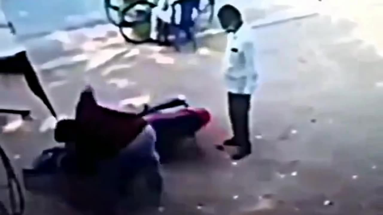 Must watch till end you can't Stop laughing 🤣🤣