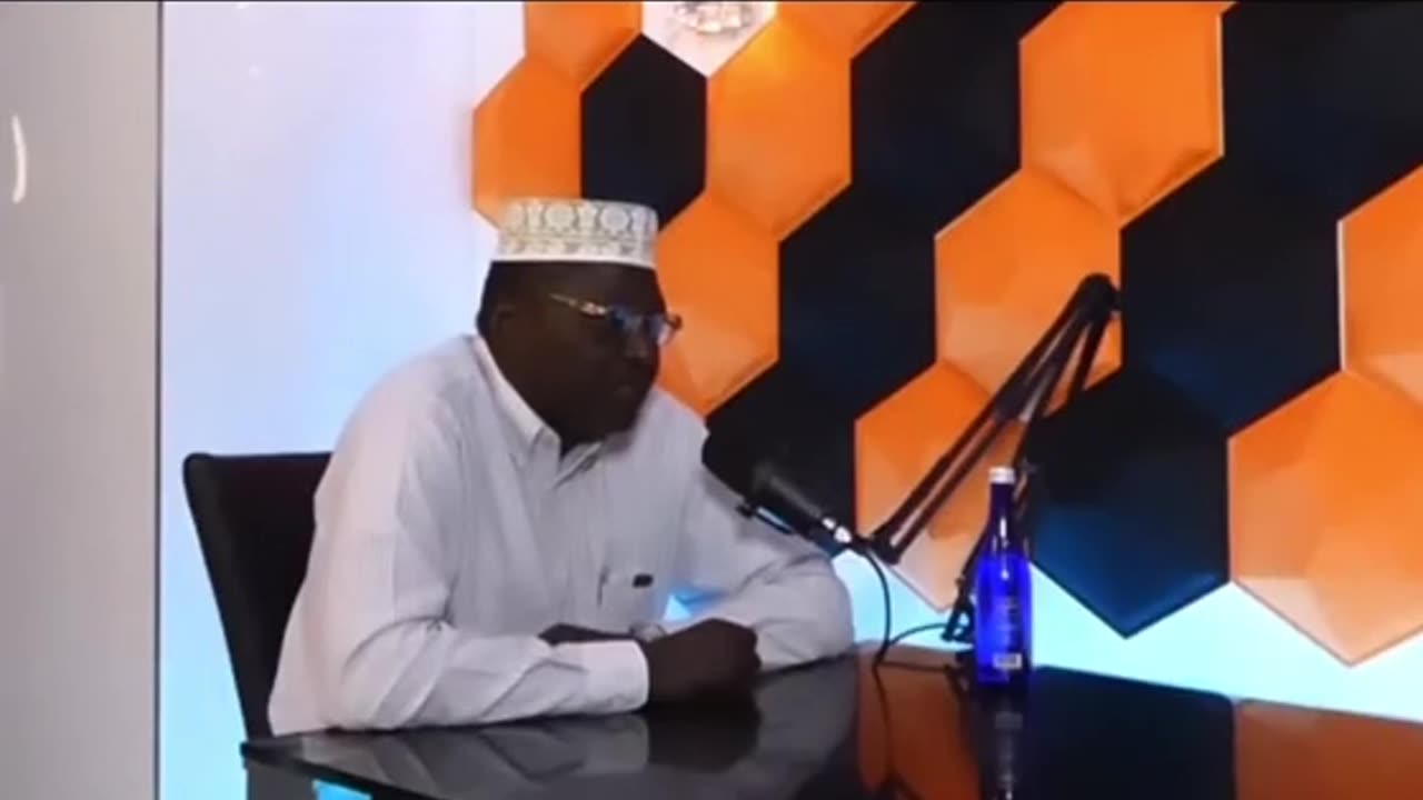 Malik Obama likes Trump